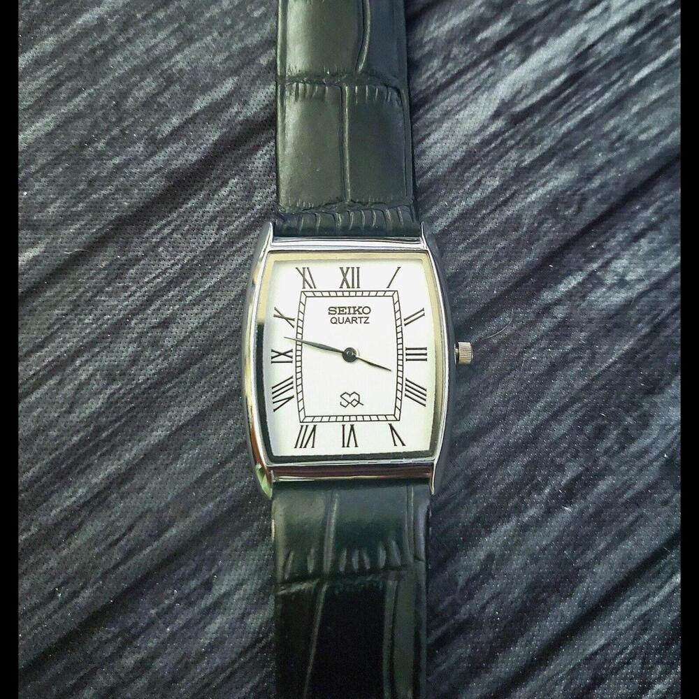 Vintage Mens Tank Barrel Silver White Watch New‎ Mvt & Batt